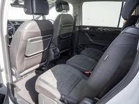 Gebraucht VW Touran Highline 150 PS (110 kW) 2025 Weiß Van / Kleinbus
