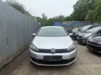 Second-hand VW Golf VII Trendline 105 CP (77 kW) 2012 Argintiu Berlinǎ