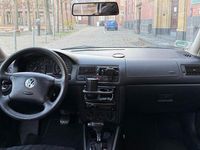 Gebraucht VW Golf 102 PS (75 kW) 1998 Silber Coupé