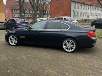 Gebraucht BMW 730 M Sport 258 PS (189 kW) 2012 Blau Limousine