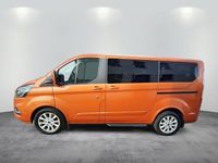 Gebraucht Ford Tourneo Titanium 131 PS (96 kW) 2022 Hokkaido orange Van / Kleinbus