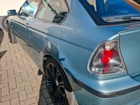 Gebraucht BMW 316 115 PS (84 kW) 2003 Grün Coupé