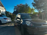 Gebraucht Ford Fiesta 69 PS (50 kW) 2007 Schwarz Kleinwagen