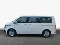 Gebraucht VW Multivan Highline 204 PS (150 kW) 2021 Weiß Van / Kleinbus