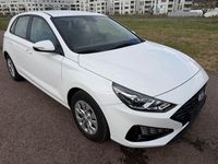 Gebraucht Hyundai i30 Select 116 PS (85 kW) 2022 Weiß Kombi