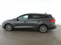 Gebraucht Ford Focus Titanium 125 PS (91 kW) 2019 Grau Kombi