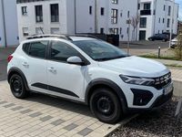 Gebraucht Dacia Sandero Expression 101 PS (74 kW) 2024 Weiß Limousine