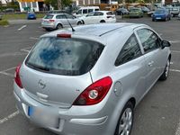gebraucht Opel Corsa D Kupplung neu Öl neu Auspuff mitteltopf neu uvm