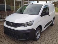 Gebraucht Peugeot Partner Premium 102 PS (75 kW) 2024 Eisweiß Van / Kleinbus