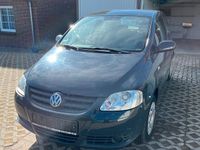 Usado VW Fox Refresh 55 HP (40 kW) 2009 Cinzento Citadino