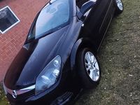 Gebraucht Opel Astra Cabriolet 140 PS (102 kW) 2008 Schwarz Cabrio