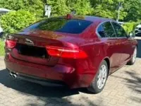 Gebraucht Jaguar XE Portfolio 179 PS (131 kW) 2018 Rot Limousine