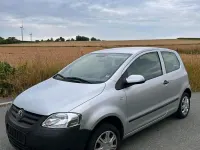 Gebraucht VW Fox 54 PS (39 kW) 2007 Grau Kleinwagen