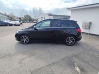 Używany Mercedes B250 211 KM (155 kW) 2012 Czarny Minivan