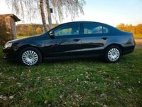 Second-hand VW Passat 122 CP (89 kW) 2010 Negru Berlinǎ