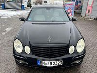Gebraucht Mercedes E320 Avantgarde 224 PS (164 kW) 2009 Schwarz Limousine
