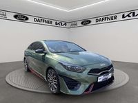 Gebraucht Kia ProCeed GT 204 PS (150 kW) 2023 (exg) experience green met. Kombi