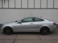 Gebraucht Mercedes C180 156 PS (114 kW) 2011 Silber Coupé