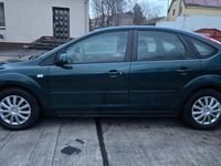 Gebraucht Ford Focus 100 PS (73 kW) 2007 Grün Kleinwagen