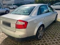 Gebraucht Audi A4 130 PS (95 kW) 2001 Silber Limousine