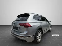 Gebraucht VW Tiguan Allspace R-line 245 PS (180 kW) 2023 Pyritsilber metallic (metallic) SUV