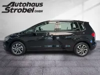 Gebraucht VW Golf Sportsvan Sound 110 PS (80 kW) 2017 Deep black perleffekt Van / Kleinbus