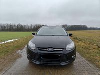 Gebraucht Ford Focus Titanium 116 PS (85 kW) 2011 Silber Limousine