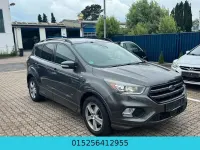 Gebraucht Ford Kuga ST-Line 179 PS (131 kW) 2017 Grau SUV