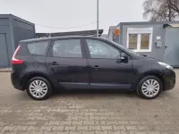 Gebraucht Renault Scénic III Expression+ 106 PS (77 kW) 2011 Schwarz Van / Kleinbus