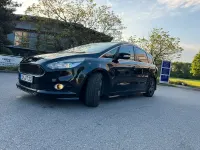 Używany Ford S-MAX S 151 KM (111 kW) 2016 Czarny Minivan
