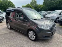 Gebraucht Ford Tourneo Courier Titanium 95 PS (69 kW) 2016 Grau Van / Kleinbus