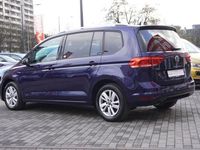 Gebraucht VW Touran 150 PS (110 kW) 2022 Blau Van / Kleinbus