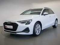 Gebraucht Audi A3 Comfort 116 PS (85 kW) 2025 Gletscherweiß metallic Limousine