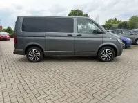Gebraucht VW Multivan 150 PS (110 kW) 2021 Grau Van / Kleinbus