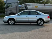 Gebraucht Audi A4 101 PS (74 kW) 1998 Silber Limousine