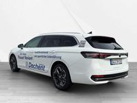 Gebraucht VW Passat Elegance 150 PS (110 kW) 2024 Weiß Kombi