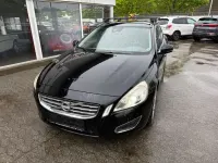 Gebraucht Volvo V60 Momentum 163 PS (119 kW) 2013 Schwarz Kombi