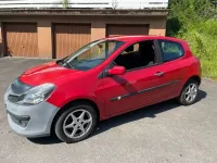 Gebraucht Renault Clio III Dynamique 75 PS (55 kW) 2008 Rot Limousine