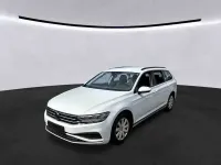Gebraucht VW Passat 150 PS (110 kW) 2023 Weiß Kombi