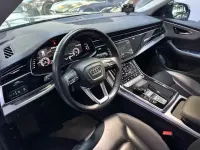 Używany Audi Q8 Performance 286 KM (210 kW) 2019 Szary SUV