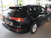 gebraucht VW Golf VIII Variant Life 2.0 TDI NAVI LED SHZ KlimaSO FINDEN SIE UNS