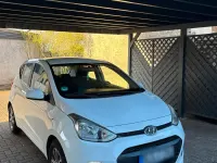 Gebraucht Hyundai i10 71 PS (52 kW) 2015 Weiß Kleinwagen