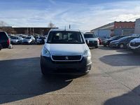 Gebraucht Peugeot Partner Premium 99 PS (72 kW) 2018 Lack weiss banquise/deckend Van / Kleinbus