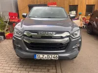 Gebraucht Isuzu D-Max 163 PS (119 kW) 2024 Grau SUV