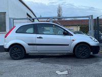 Gebraucht Ford Fiesta 60 PS (44 kW) 2007 Silber Kleinwagen