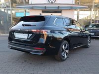 Neu VW Passat Business 150 PS (110 kW) 2025 Grenadillschwarz metallic Kombi