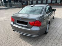 gebraucht BMW 318 3er i Limousine/Automatik/Xenon/Navi/Schiebedach/Leder/