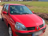 Gebraucht Renault Clio II 98 PS (72 kW) 2004 Rot Kleinwagen