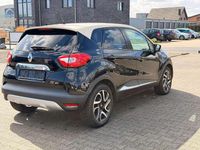 Gebraucht Renault Captur 90 PS (66 kW) 2015 Schwarz gne + elfenbein d16 SUV
