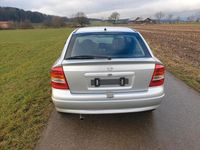 Gebraucht Opel Astra 85 PS (62 kW) 2000 Silber Limousine